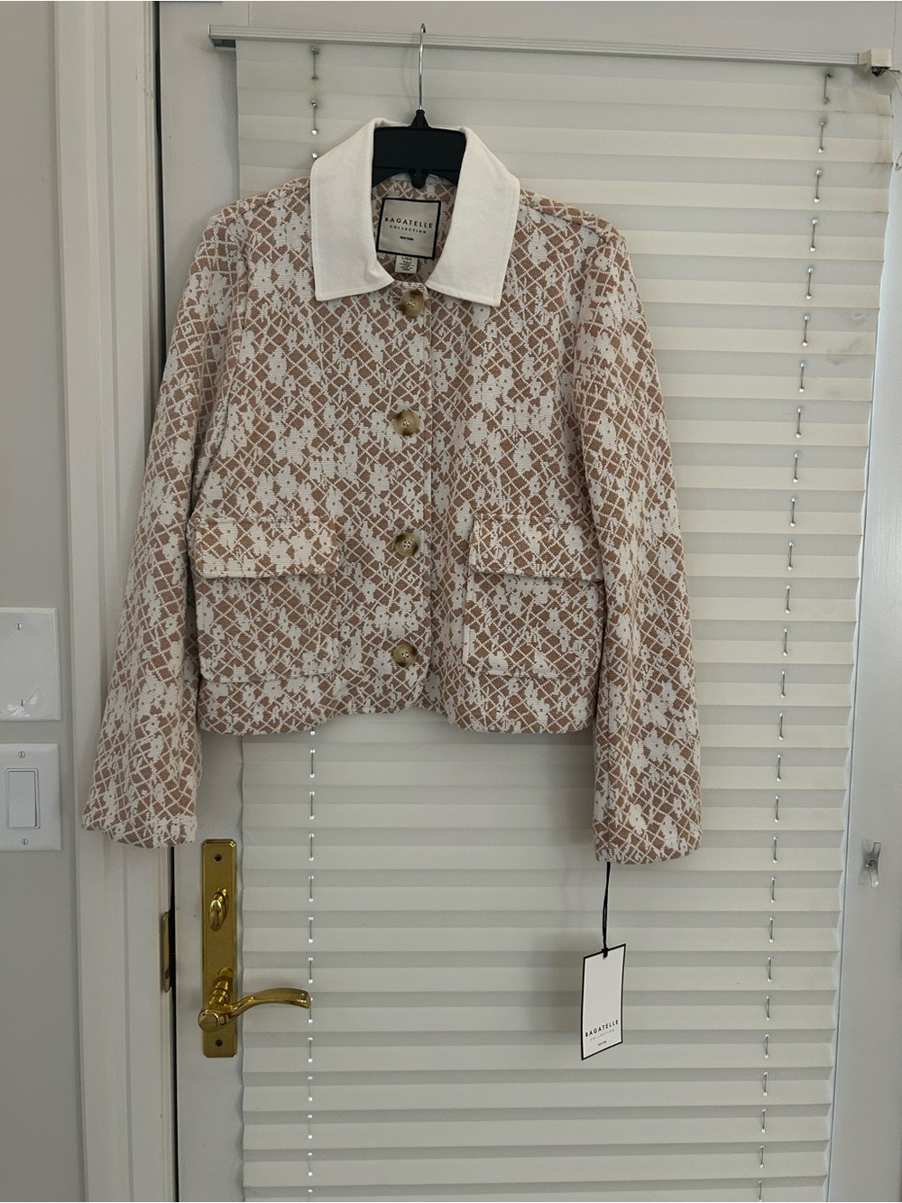 bagatelle Beige and White Tweed Cropped Blazer